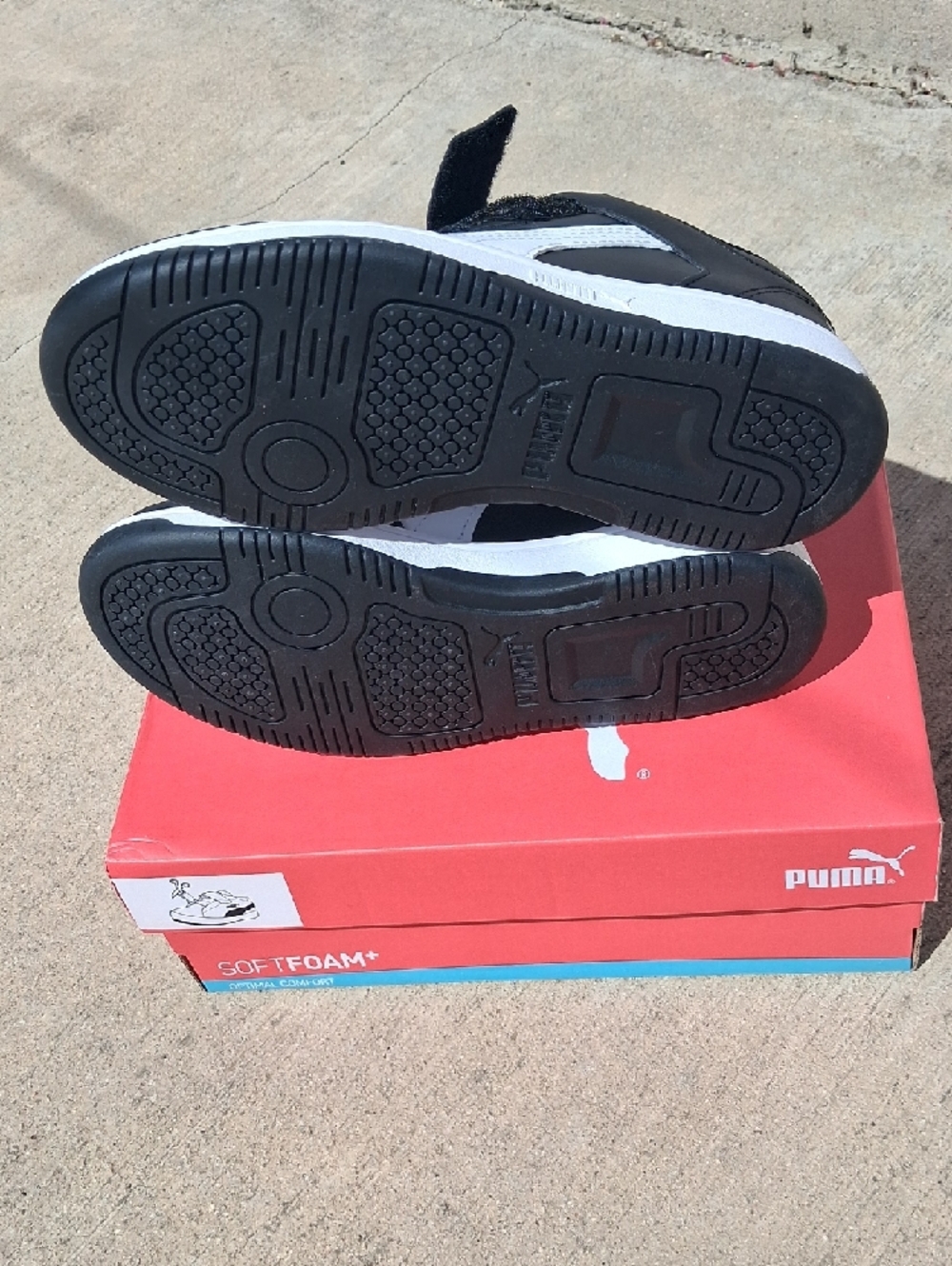 Puma Rebound Layup Low Sneakers Shoes Boys Size 3C - Picture 8 of 10